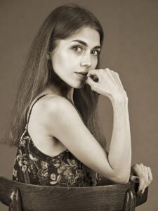 פסיכולוג מסביר על דיכאון נסתר ומסיכות רגשיות