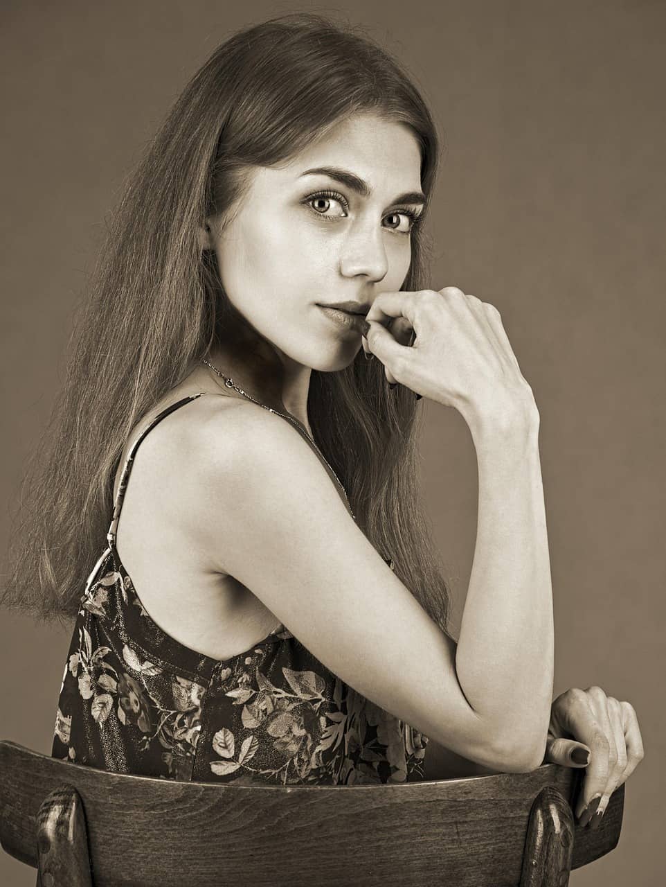 פסיכולוג מסביר על דיכאון נסתר ומסיכות רגשיות